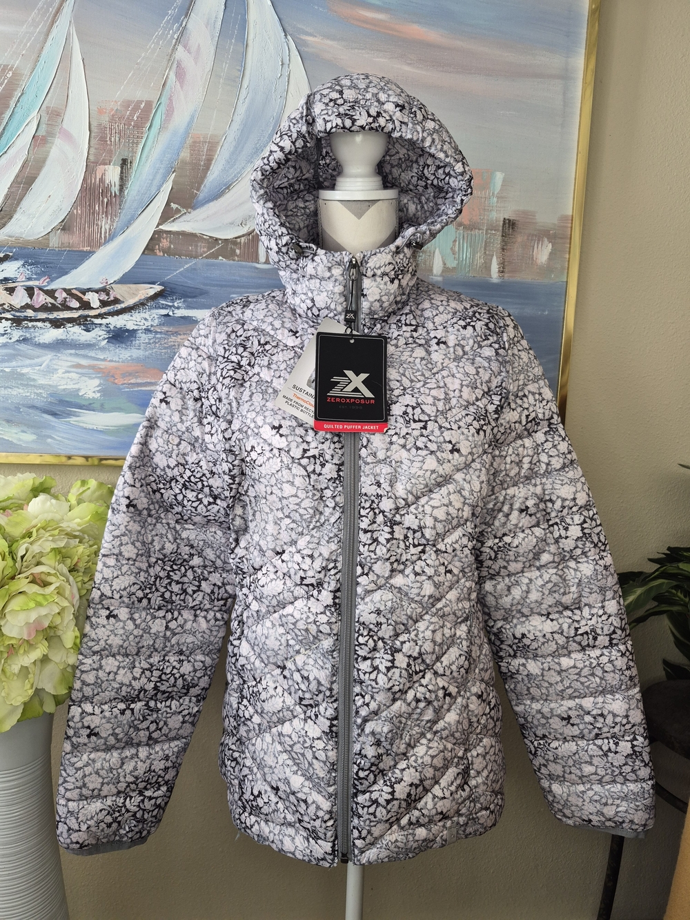 ZeroXposur Women's Hooded Puffer Jacket - Black & White Floral